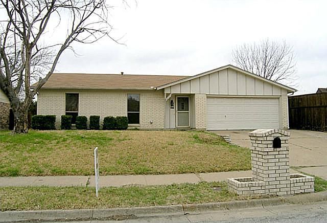 1st image of 3620 Winslow Dr