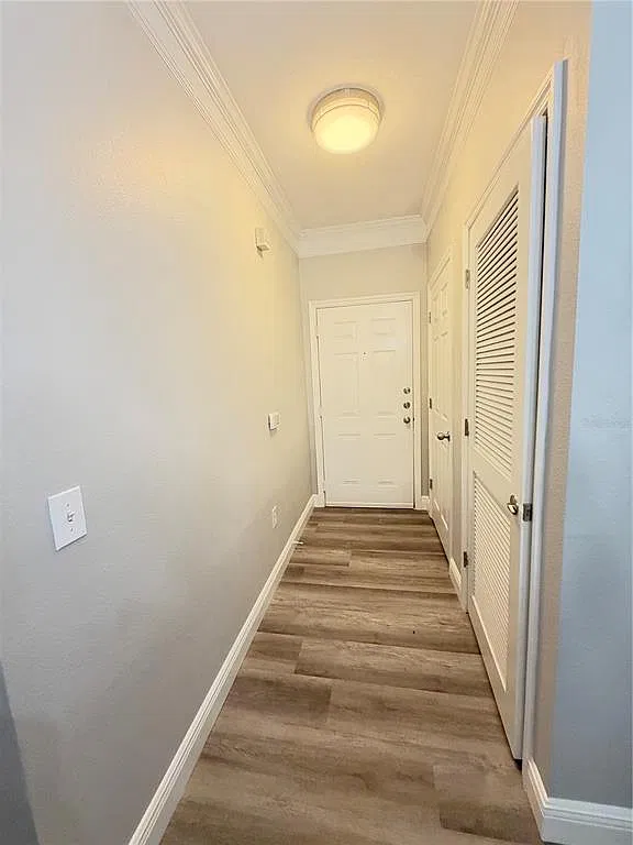 2 bed, 2.0 bath, 1076 sqft, $2,000 — Photo 4