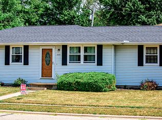 100 N Hazel St, Chillicothe, IL 61523