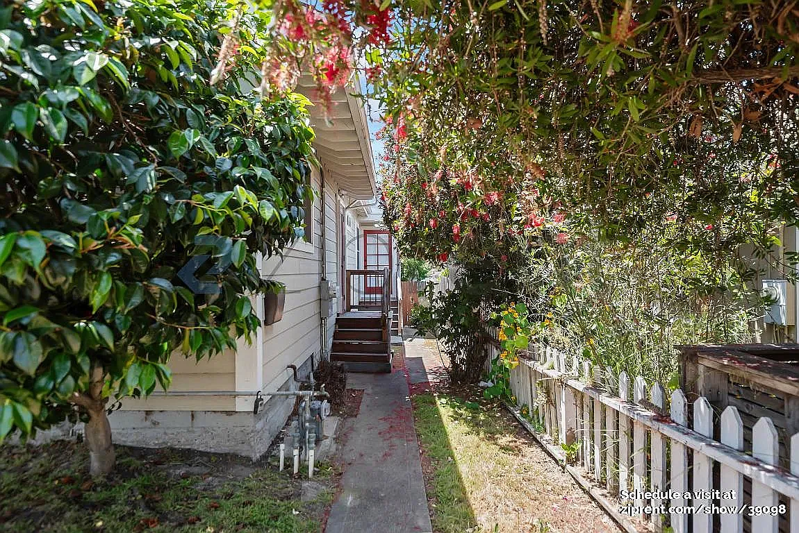 1 bed, 700 sqft, $2,500 — Photo 2