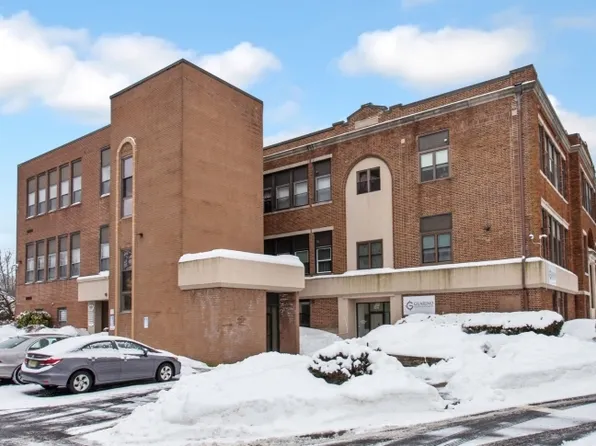 124 E Main St APT 203, Denville, NJ 07834