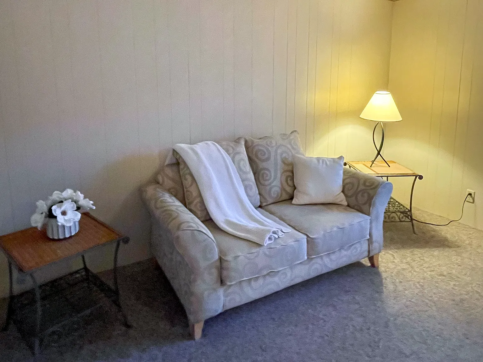Crestview Apartments — Photo 4