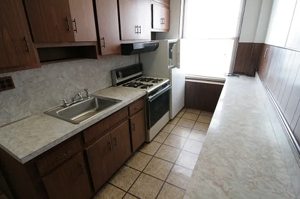 Rented by Horowitz Real Estate | media 10