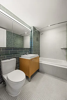 Bathroom, photo 3