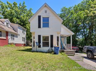 1162 Cromwell Ave SE, Grand Rapids, MI 49507