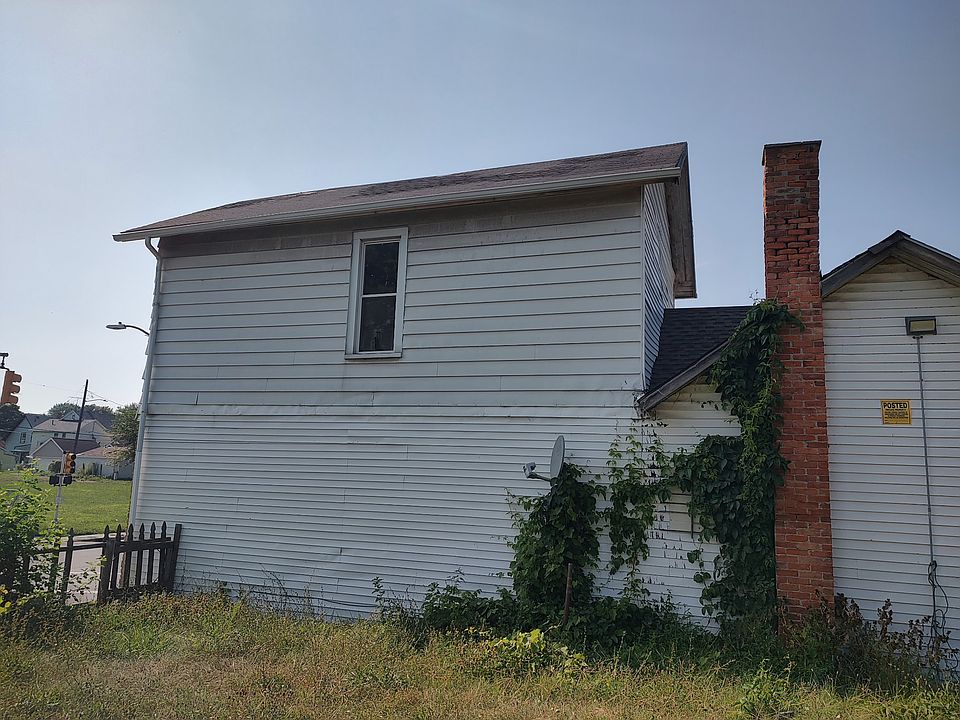 2nd image of 1724 Lagrange St