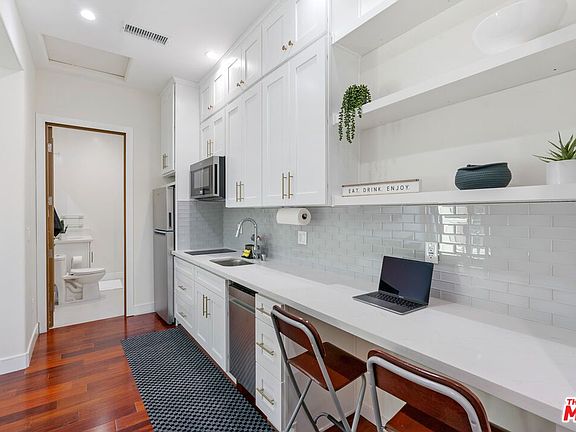 2nd image of 4409 Portico Pl Unit B