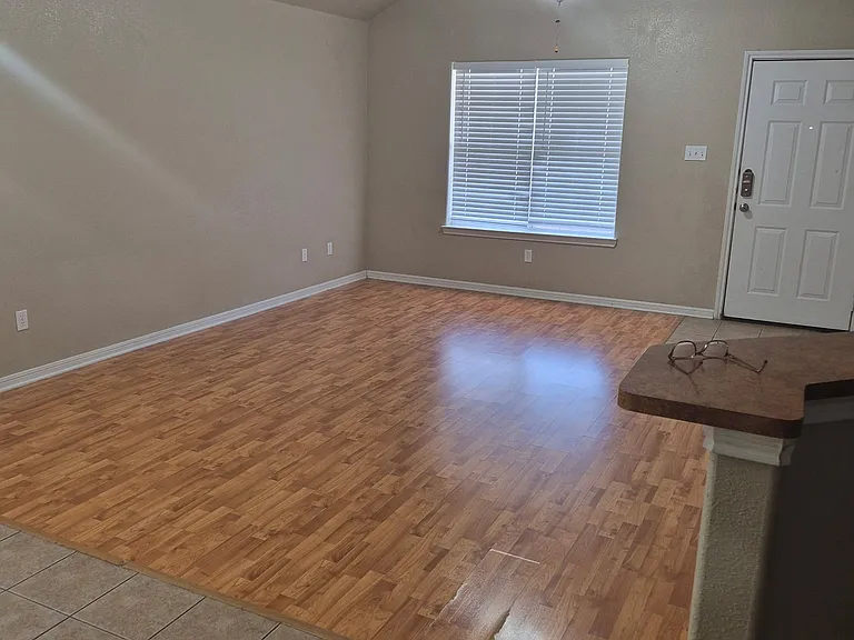 3005 Baldwin Loop — Photo 5