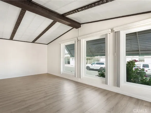 601 N Kirby St Space 118, Hemet, CA 92545