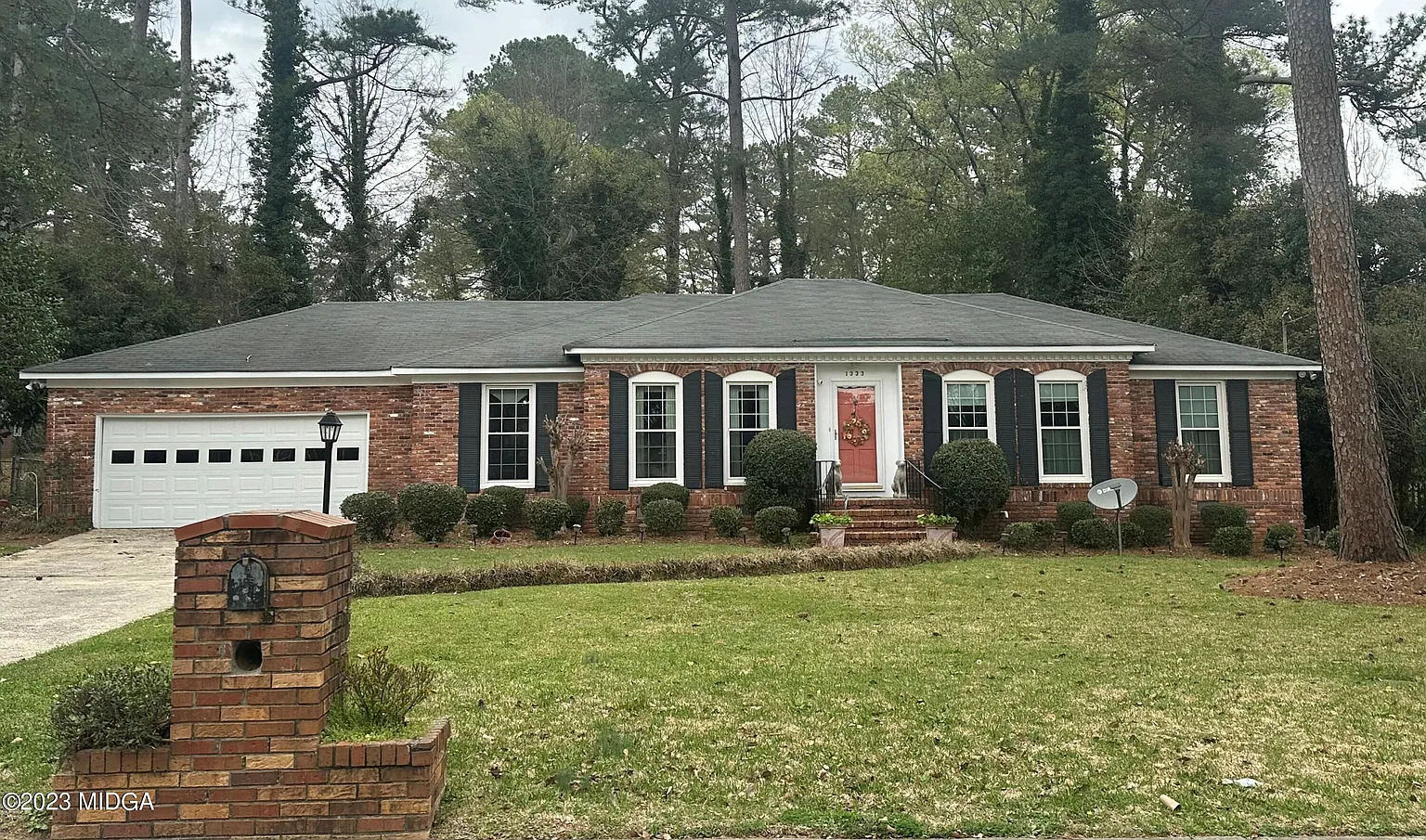 1333 Normandy Rd photo 1