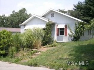 202 3rd St, Spencer, WV 25276