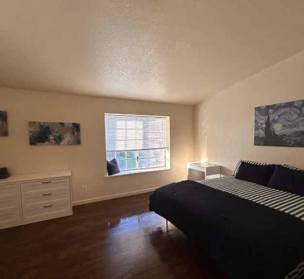4304 Calcutta Way #6 — Photo 2