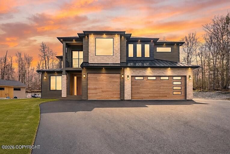 1st image of 1690 W Valley Ridge Dr