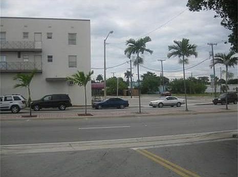 3rd image of 4 N Federal Hwy