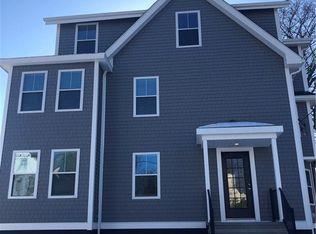 88 Albert Ave, Cranston, RI 02905