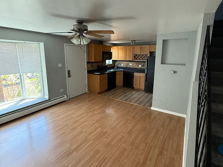 1355 Gaylord St #7 — Photo 6