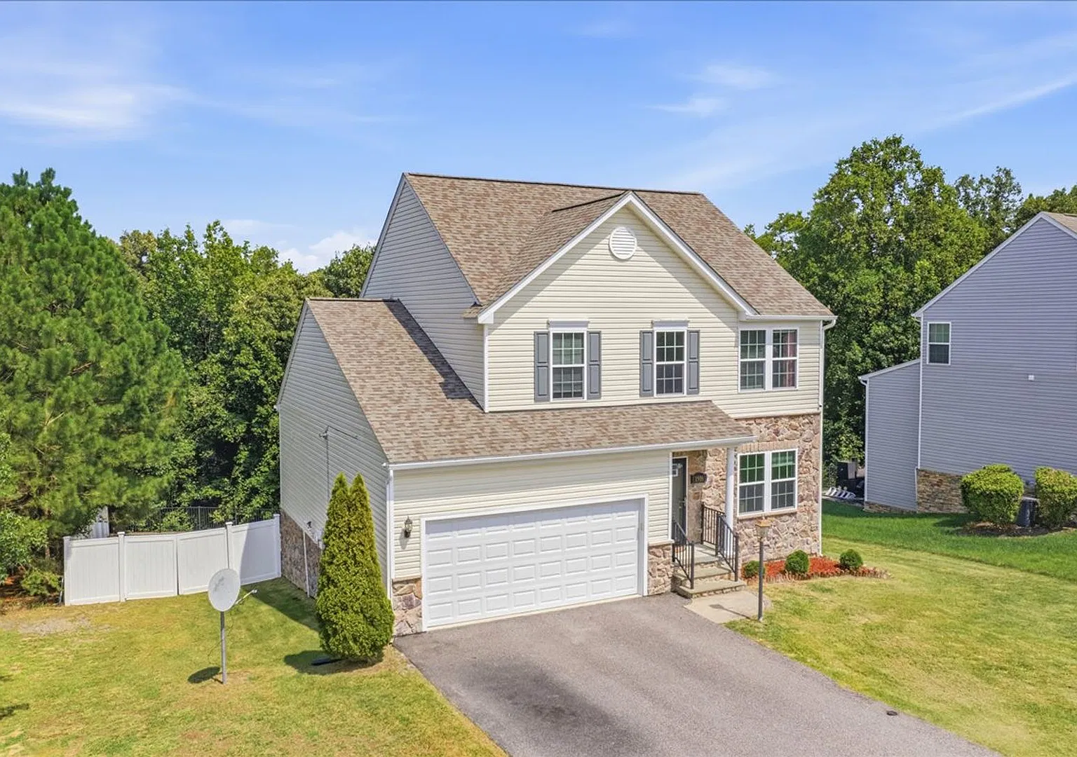 1916 River Ridge Pl, Hopewell, VA 23860 — Photo 2