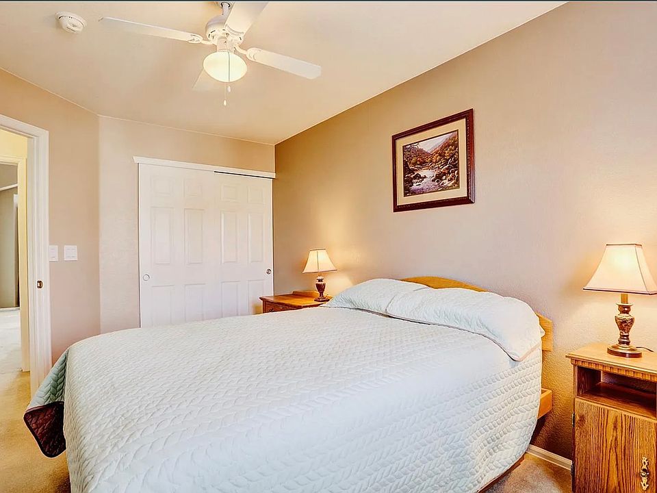 1st image of 4627 Winona Pl