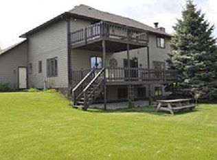 325 Prairie Ave, Winthrop Harbor, IL