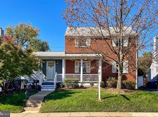 4609 N Henderson Rd, Arlington, VA 22203