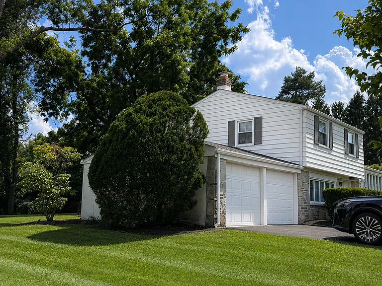 3953 Blake Rd — Photo 17