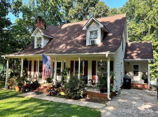 4638 Hickory Grove Rd, Mount Holly, NC 28120