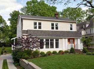 38 Plant Ave, Saint Louis, MO