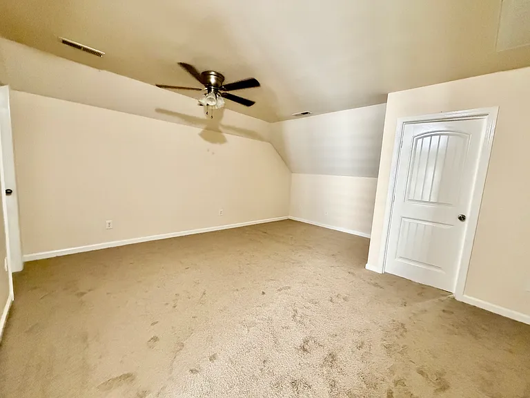 48 Salerno Dr — Photo 23
