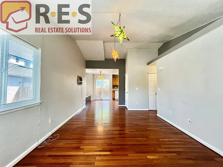 1617 W 39th Ave — Photo 7
