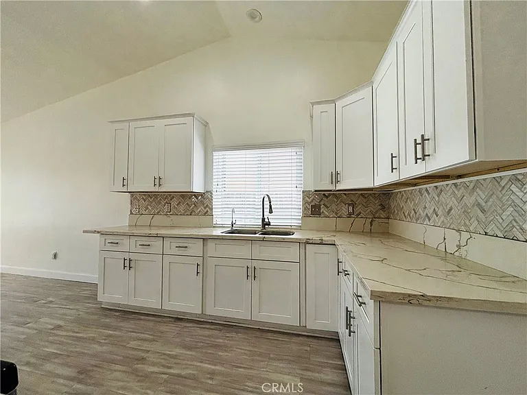 14108 Travers Dr — Photo 23