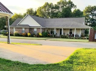 101 Parkway Ave, Morrilton, AR 72110