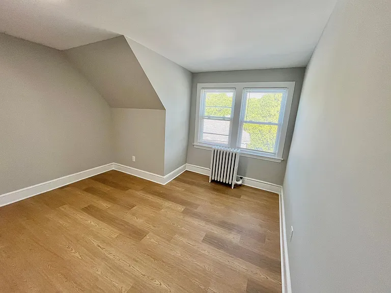 17 Greenway Rd — Photo 22
