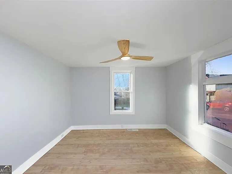 61 Linam Ave SE — Photo 12
