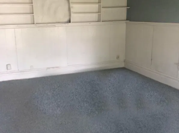 2002 Pearl Ave, Joplin, MO 64804