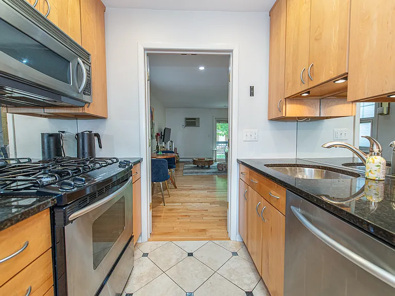 39 Harrison Ave #9 — Photo 14