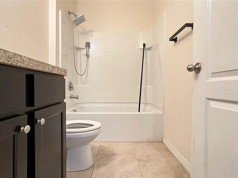 9017 Alba Ln — Photo 34