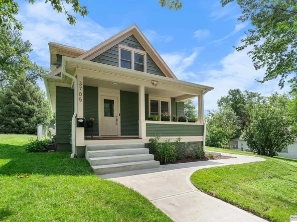 3705 S 17th St, Omaha, NE 68107