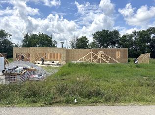 1321 Redwood Dr, Crawfordsville, IN 47933