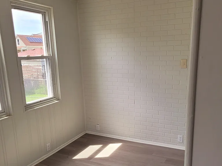 4006 S Campbell Ave — Photo 11