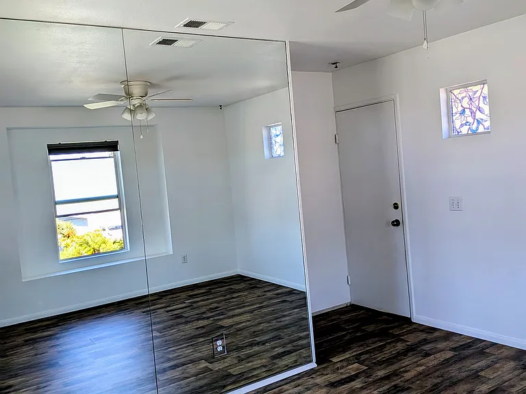3032 Martindale Ct — Photo 6