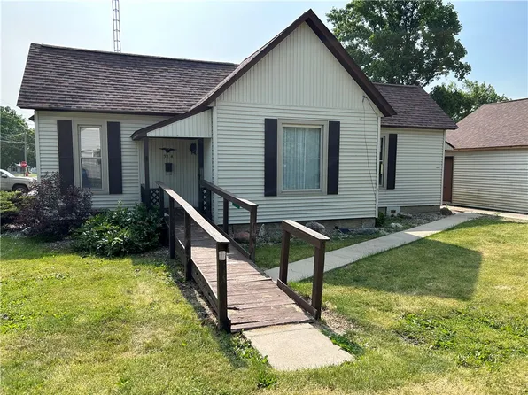 314 N McClellan St, Sullivan, IL 61951