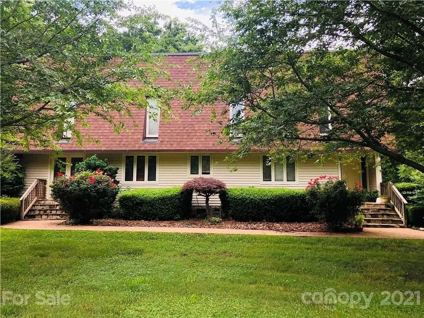 Room in 7 Bedroom Home at Ranson Rd — Photo 1