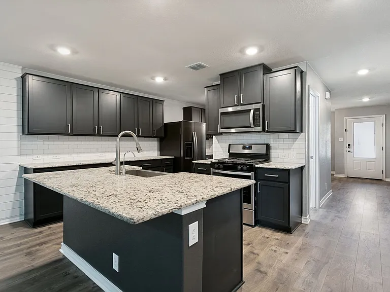 9908 Bratten Rise — Photo 8