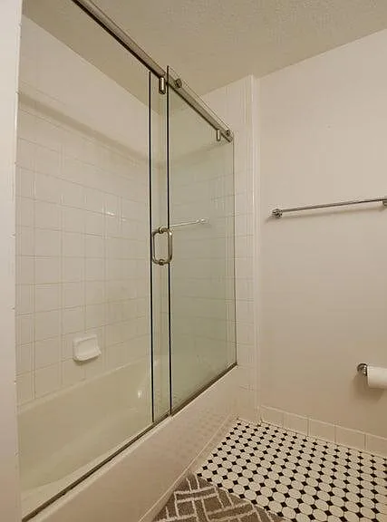 185 NE 4th Ave #210 — Photo 18
