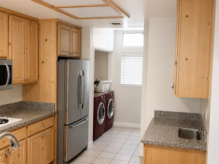 11847 Laurelwood Dr #305 — Photo 2