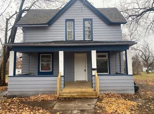 424 Foster Ave, Rockford, IL 61102