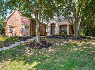 9016 Ranch Bluff Ct, Benbrook, TX 76126