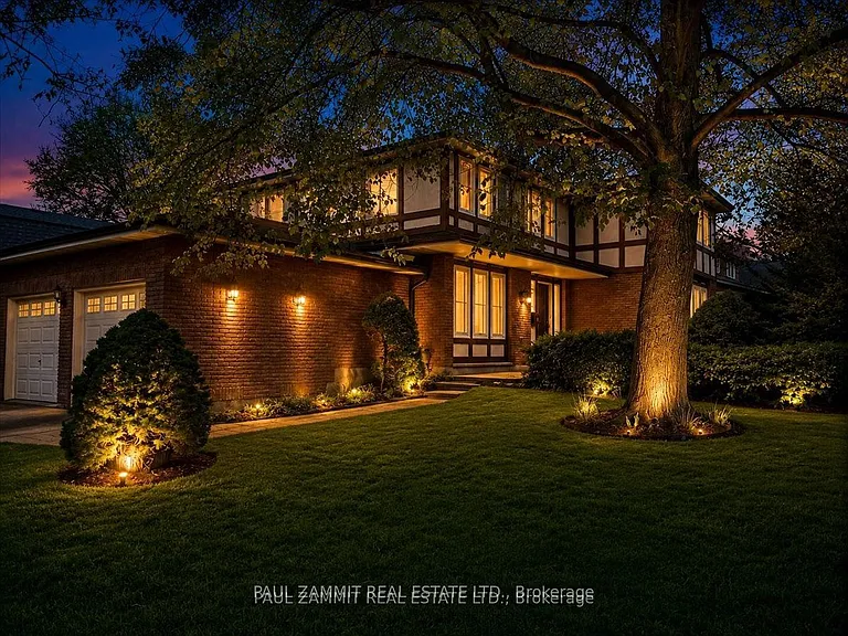 210 Bayview Fairways Dr — Photo 1