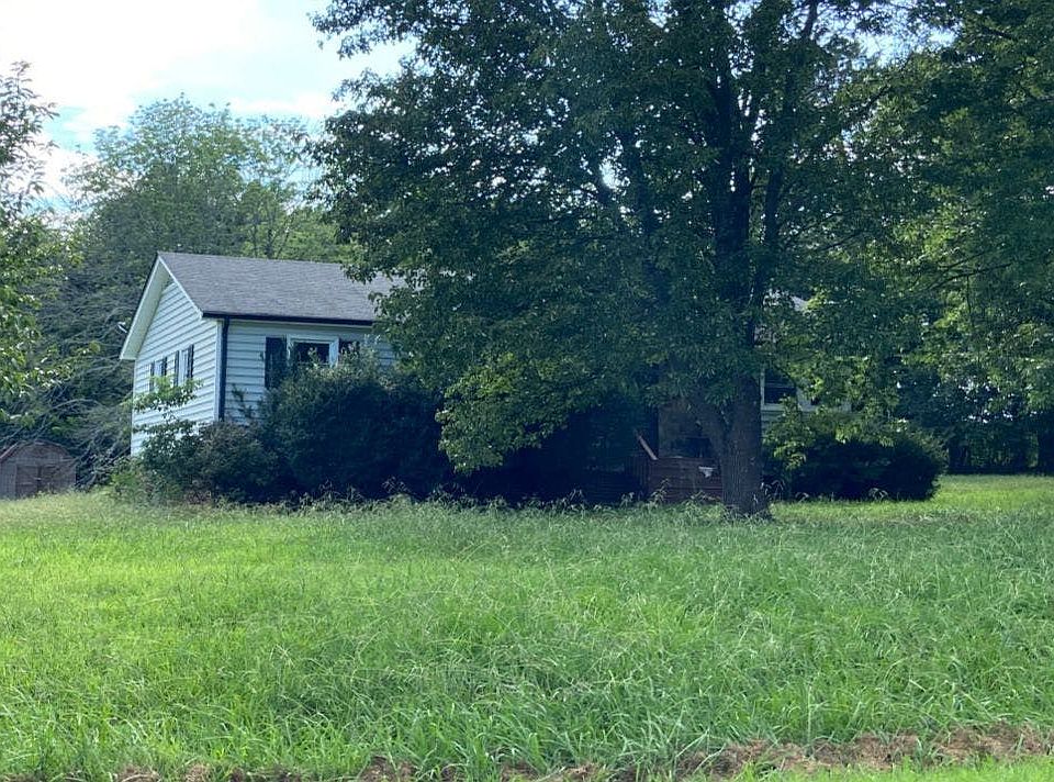 2nd image of 6651 Meadow Dr