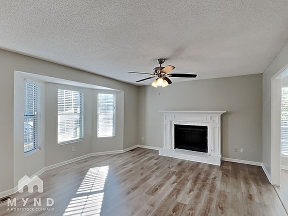 2nd image of 5949 Brookside Dr SE